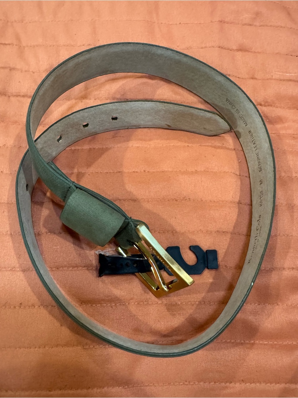 Kenneth Cole Olive Green Leather Belt with Gold Buckle Sz M